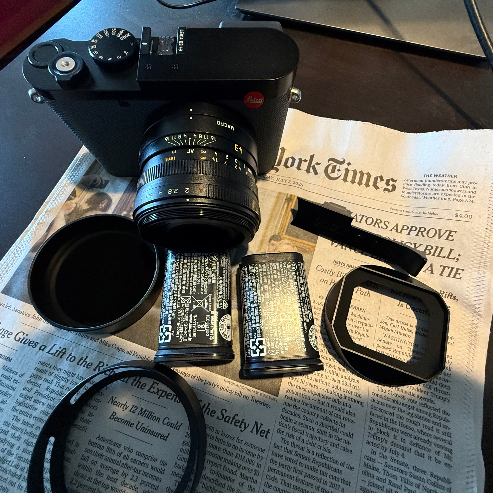 Leica Q3 43 Less than 1000 Actuations